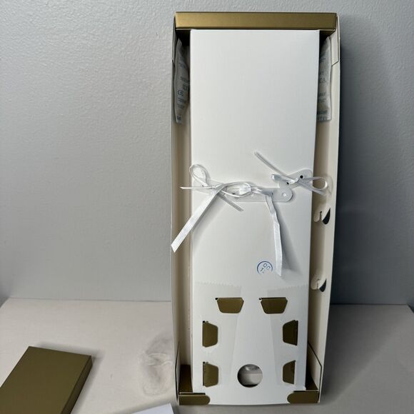 East 59th Street St Integrity Toys Empty Box Lid Storage Replacement IT White - Picture 9 of 13